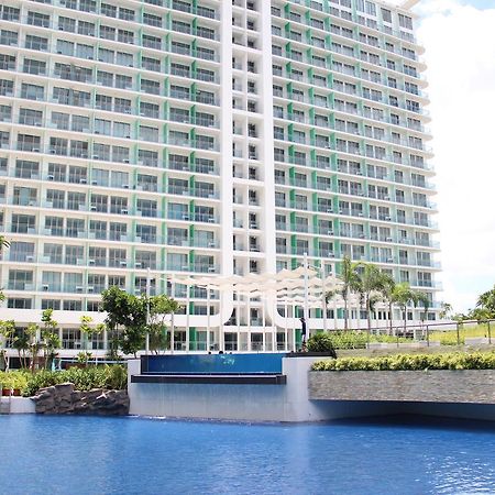 Azure Tropical Paradise Manila Bagian luar foto
