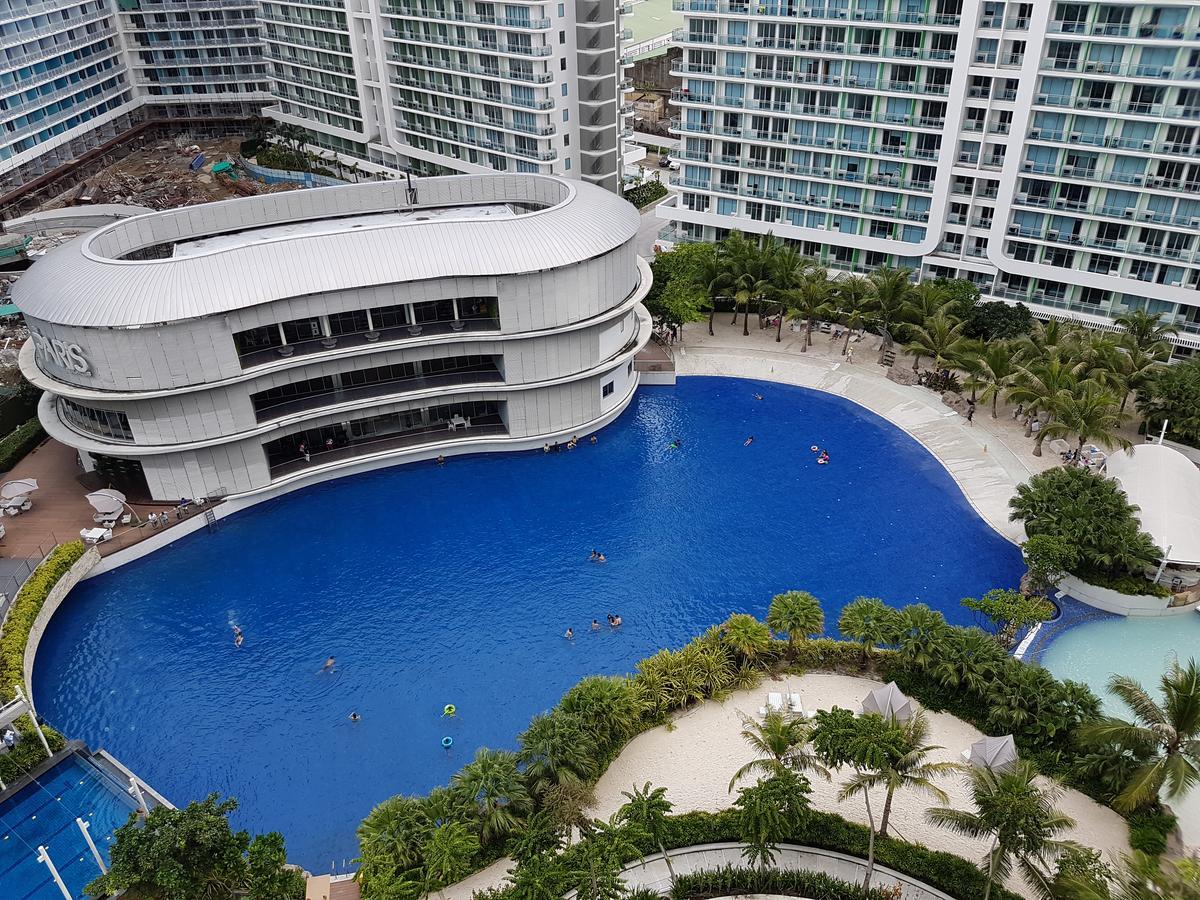 Azure Tropical Paradise Manila Bagian luar foto
