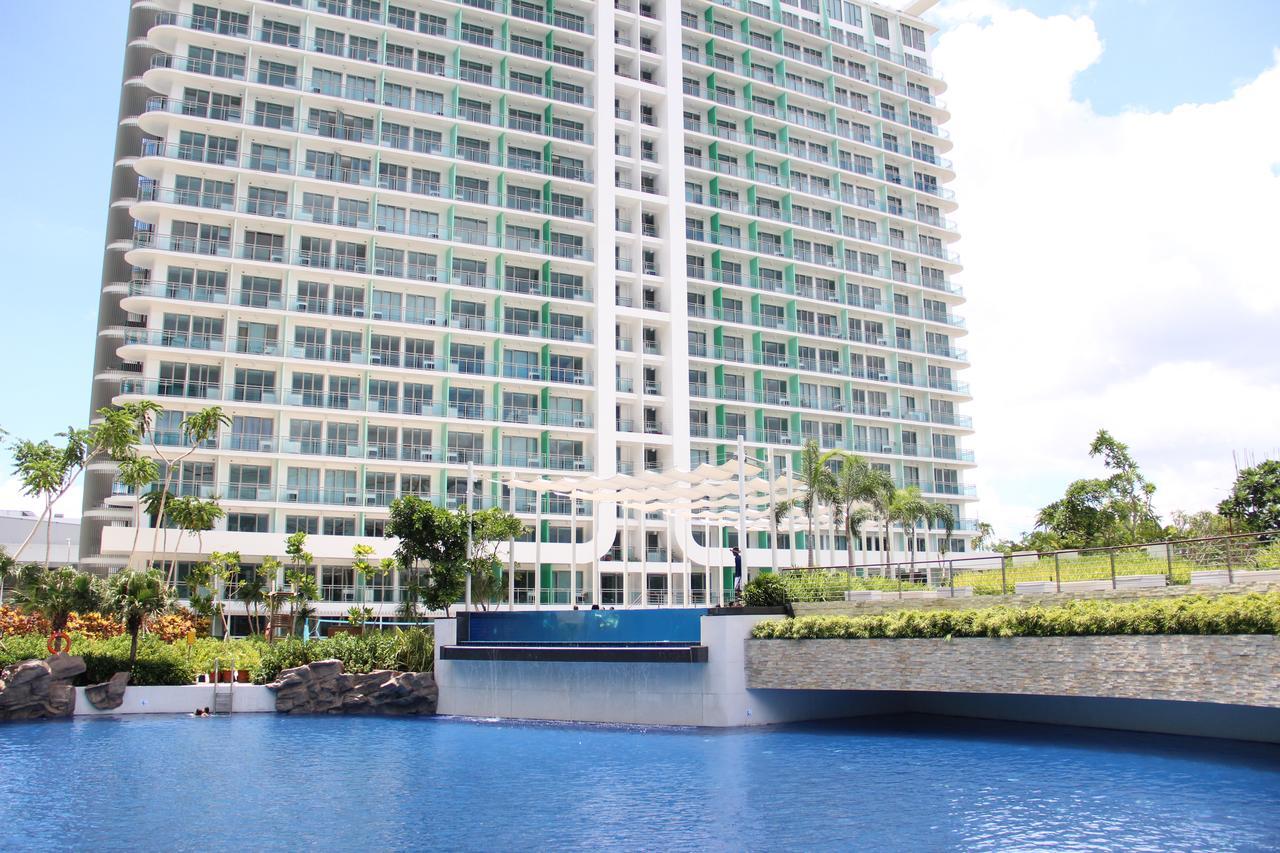Azure Tropical Paradise Manila Bagian luar foto